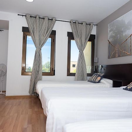 Hostal Venta De Valcorba โซรีอา ภายนอก รูปภาพ